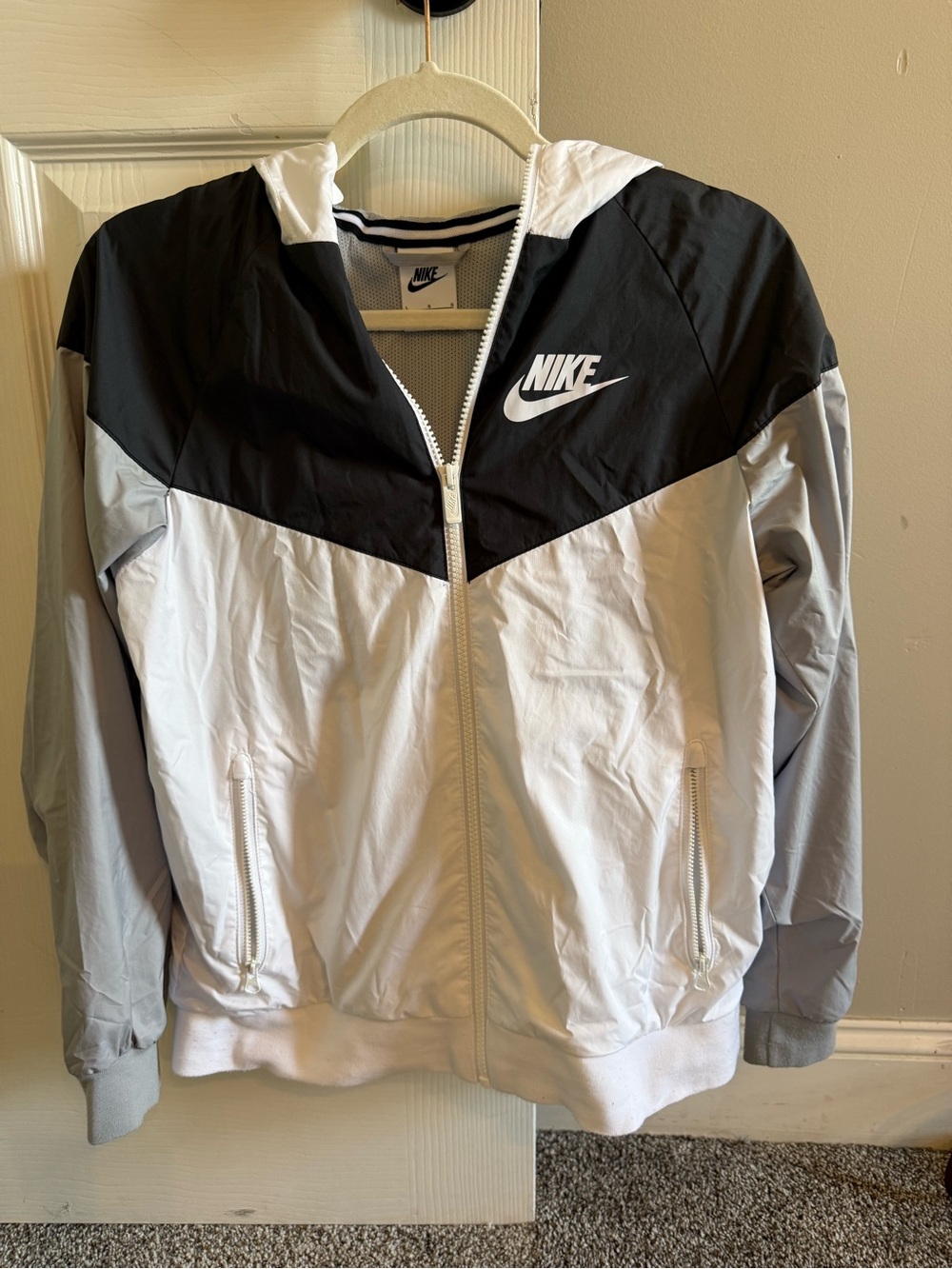 Nike Boy’s Colorblock Windbreaker Jacket - Black, White, Gray
